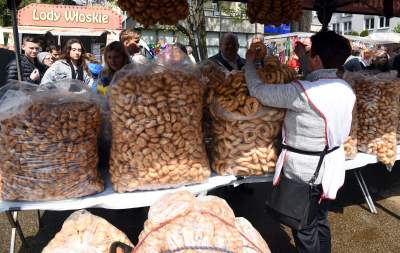 Odpust Emaus: krakowianie uwielbiają ten kicz - zdjęcie 20