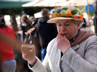 Odpust Emaus: krakowianie uwielbiają ten kicz - zdjęcie 35