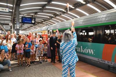 Najsympatyczniejszy pociąg tegorocznych wakacji. "Daj się ugościć" - zdjęcie 23
