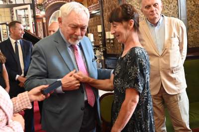 Święto Sukiennic, a na straganie... żółta gęś Pipa - zdjęcie 4