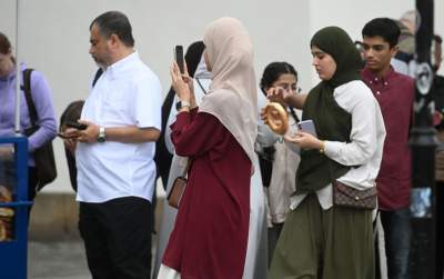 Arabskie wakacje w Krakowie, uwielbiają deszcz, zieleń i obwarzanki - zdjęcie 22