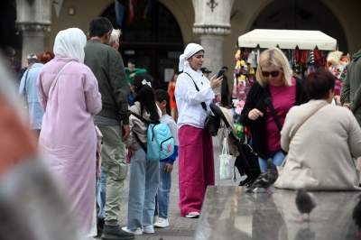 Arabskie wakacje w Krakowie, uwielbiają deszcz, zieleń i obwarzanki - zdjęcie 30