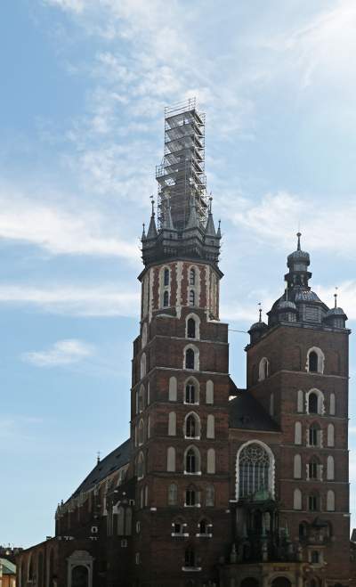 Hejnalica Mariacka w remoncie 45 lat temu i dziś... - zdjęcie 18