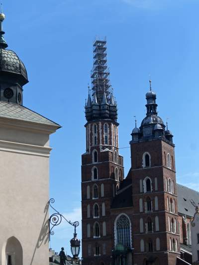 Hejnalica Mariacka w remoncie 45 lat temu i dziś... - zdjęcie 12