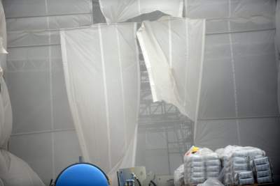 No to zapakowali go w całości. Co będzie po odsłonięciu? - zdjęcie 9