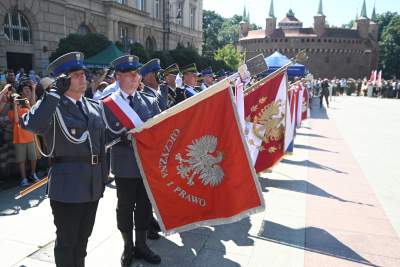Skromne obchody święta Wojska Polskiego w Krakowie, wszystkie siły rzucone na Warszawę? - zdjęcie 7