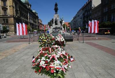 Skromne obchody święta Wojska Polskiego w Krakowie, wszystkie siły rzucone na Warszawę? - zdjęcie 11