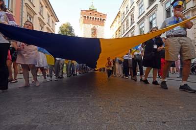 Marsz Wolnej Ukrainy przeszedł przez Kraków, solidarni z walczącym narodem - zdjęcie 31