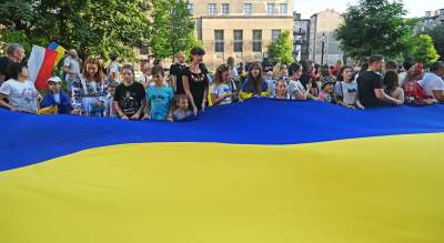 Marsz Wolnej Ukrainy przeszedł przez Kraków, solidarni z walczącym narodem - zdjęcie 15