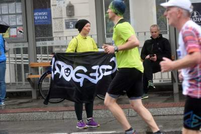 Deszcz i chłód? On poradził sobie z tym najlepiej - zdjęcie 23