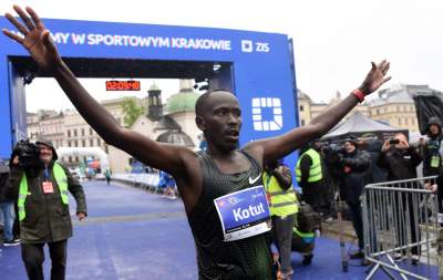 Deszcz i chłód? On poradził sobie z tym najlepiej - zdjęcie 29