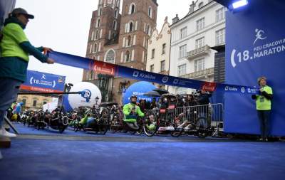 Deszcz i chłód? On poradził sobie z tym najlepiej - zdjęcie 2