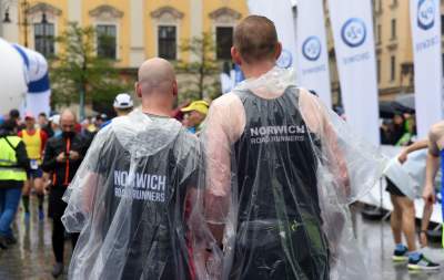 Deszcz i chłód? On poradził sobie z tym najlepiej - zdjęcie 6