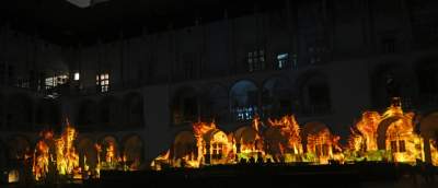 Pół nocy trwały próby do spektaklu na Wawelu, to ma być wielkie widowisko - zdjęcie 12