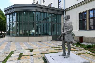 Ogród książki już otwarty, piękne miejsce spotkań i kontaktu z literaturą - zdjęcie 8