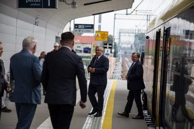 Przystanek kolejowy Kraków - Grzegórzki otwarty, "najwyższe perony w Krakowie" - zdjęcie 2