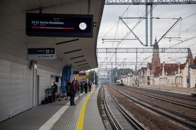 Przystanek kolejowy Kraków - Grzegórzki otwarty, "najwyższe perony w Krakowie" - zdjęcie 23