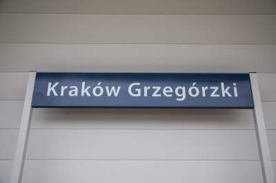 Przystanek kolejowy Kraków - Grzegórzki otwarty, "najwyższe perony w Krakowie" - zdjęcie 21