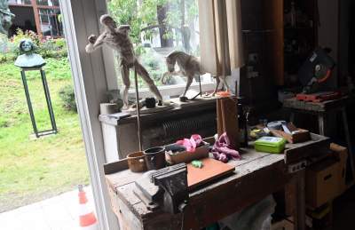 Idealne połączenie natury i sztuki, galeria rzeźb Mariana Koniecznego otwarta - zdjęcie 15