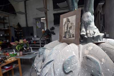 Idealne połączenie natury i sztuki, galeria rzeźb Mariana Koniecznego otwarta - zdjęcie 29