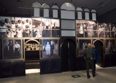 Niemcy poddawali ich rasowym badaniom. Wyjątkowy hołd ofiarom - zdjęcie 1