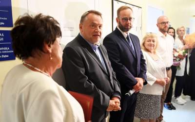 Nowy sprzęt w szpitalu im. Narutowicza,  odebrany i poświęcony - zdjęcie 3