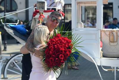 Oświadczyny na Rynku Głównym, w samo południe na oczach tłumu - zdjęcie 10