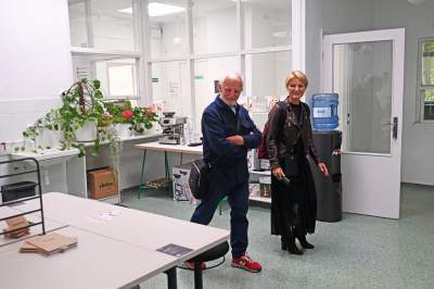 Apteka Designu: w ponurym budynku urządzono piękną przestrzeń - zdjęcie 26