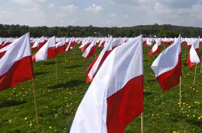 Morze Flag: wyjątkowe obchody Dnia Flagi - zdjęcie 18