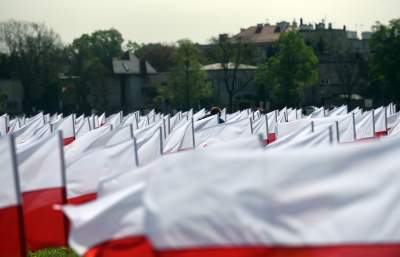 Morze Flag: wyjątkowe obchody Dnia Flagi - zdjęcie 1