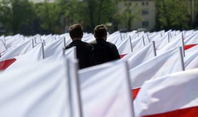 Morze Flag: wyjątkowe obchody Dnia Flagi - zdjęcie 24