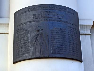 To była siedziba medialnego imperium, przypomniano o jego twórcy - zdjęcie 38