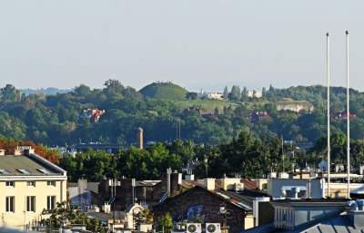 To była siedziba medialnego imperium, przypomniano o jego twórcy - zdjęcie 24