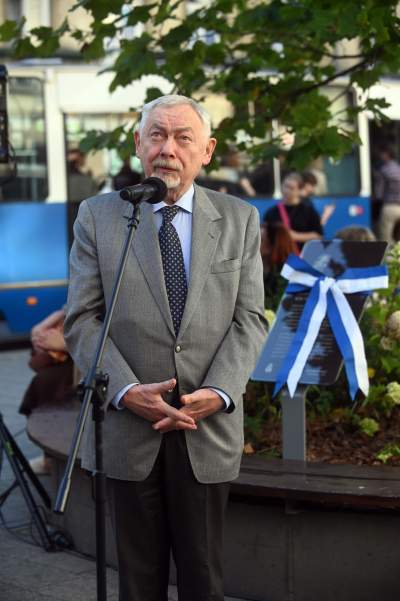 To była siedziba medialnego imperium, przypomniano o jego twórcy - zdjęcie 37