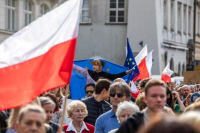 Nie mogli pojechać na marsz do Warszawy, wysłali wsparcie z Krakowa - zdjęcie 15