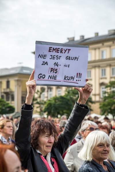 Nie mogli pojechać na marsz do Warszawy, wysłali wsparcie z Krakowa - zdjęcie 23