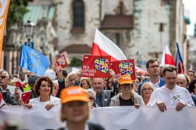 Nie mogli pojechać na marsz do Warszawy, wysłali wsparcie z Krakowa - zdjęcie 9