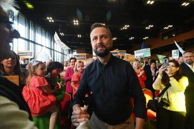 Hołownia i Kosiniak-Kamysz na konwencji w Krakowie: "obalimy zły rząd PiS" - zdjęcie 5