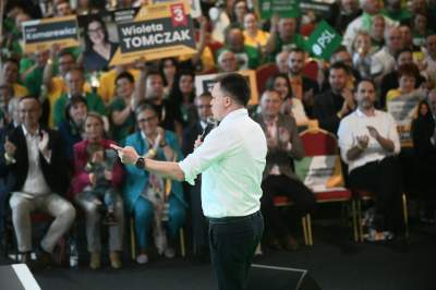 Hołownia i Kosiniak-Kamysz na konwencji w Krakowie: "obalimy zły rząd PiS" - zdjęcie 23