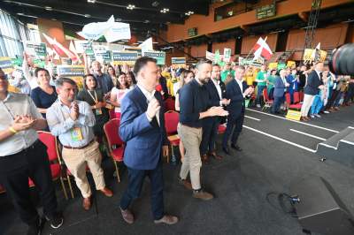 Hołownia i Kosiniak-Kamysz na konwencji w Krakowie: "obalimy zły rząd PiS" - zdjęcie 37