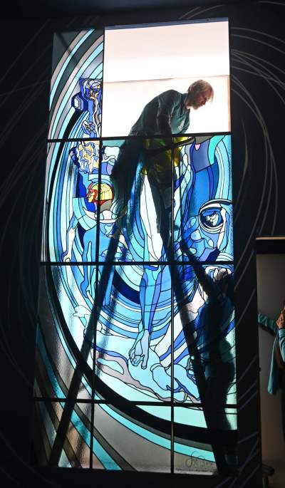 „Apollo. System Kopernika”: witraż projektu Wyspiańskiego wysłany do Rzymu - zdjęcie 6