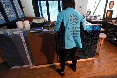 „Apollo. System Kopernika”: witraż projektu Wyspiańskiego wysłany do Rzymu - zdjęcie 15