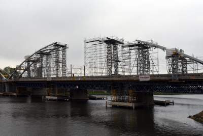 Imponująca budowa: w wakacje ruszą tędy pociągi - zdjęcie 3