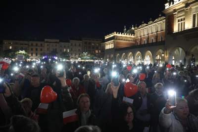 Przegonimy mrok, krakowski finał kampanii wyborczej Koalicji Obywatelskiej - zdjęcie 18