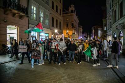 Palestyńczycy przeszli ulicami Krakowa, antyizraelski protest - zdjęcie 5