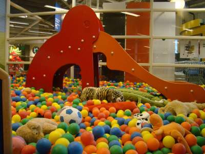 Otwarcie sklepu IKEA w Krakowie, kolejka ustawiła się trzy dni wcześniej - zdjęcie 11