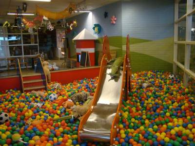 Otwarcie sklepu IKEA w Krakowie, kolejka ustawiła się trzy dni wcześniej - zdjęcie 10