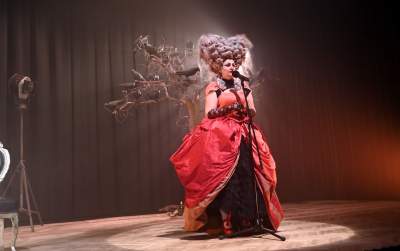 „Komediantka” przewrotna adaptacja sztuki Antoniego Czechowa i Thomasa Berhnarda - zdjęcie 8