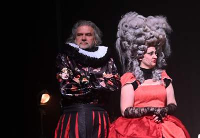 „Komediantka” przewrotna adaptacja sztuki Antoniego Czechowa i Thomasa Berhnarda - zdjęcie 1