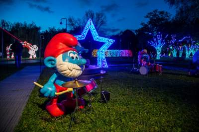 To miejsce uwielbiają nie tylko dzieci, ogród świateł znów zachwyca - zdjęcie 45